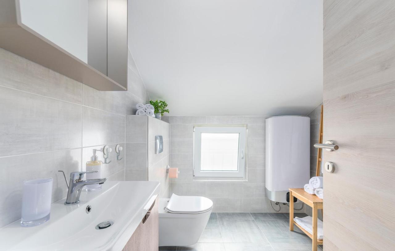 Apartment Serena, Sea View, Peroj Ngoại thất bức ảnh